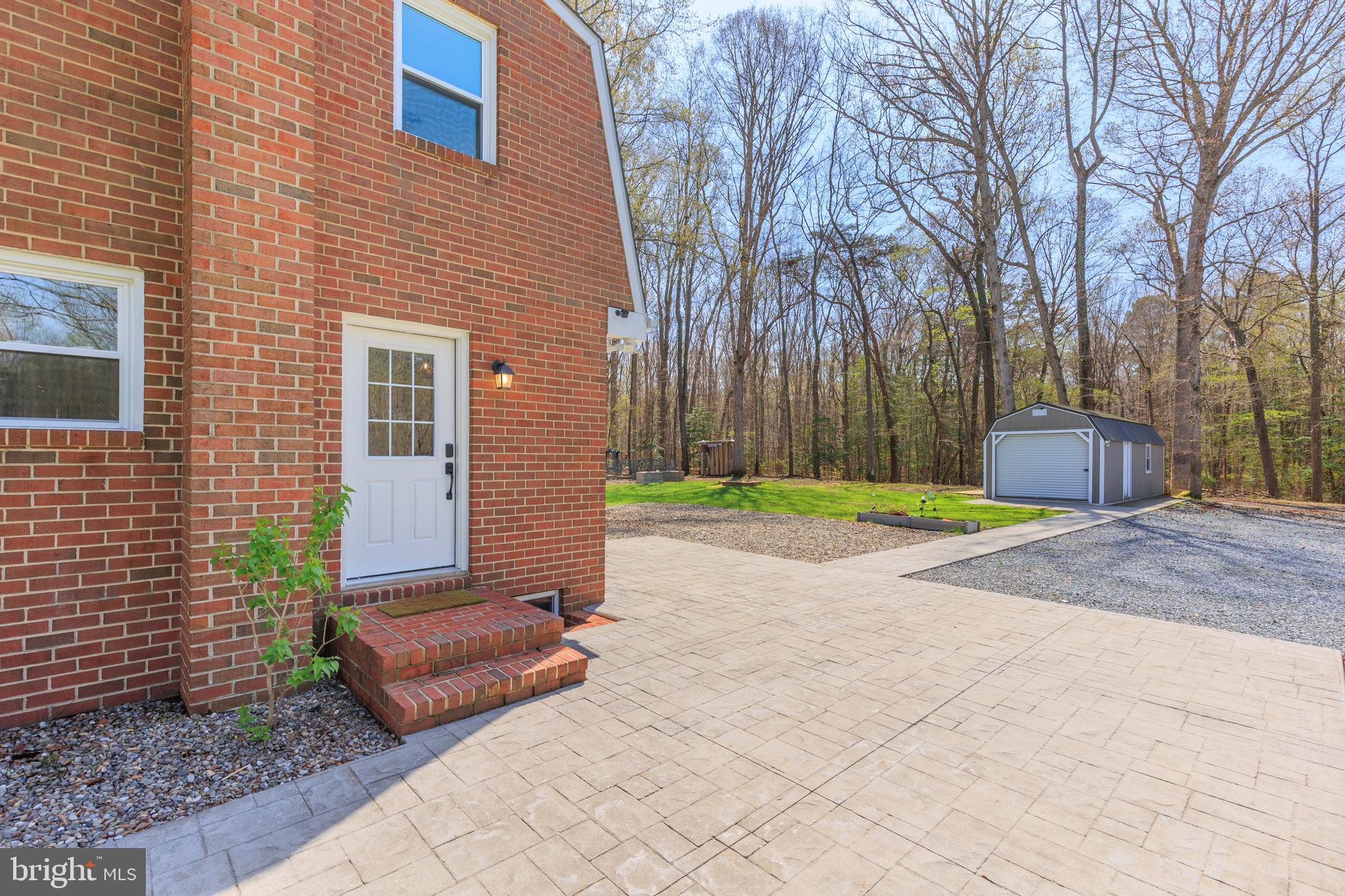 CHURCH HILL - Residential