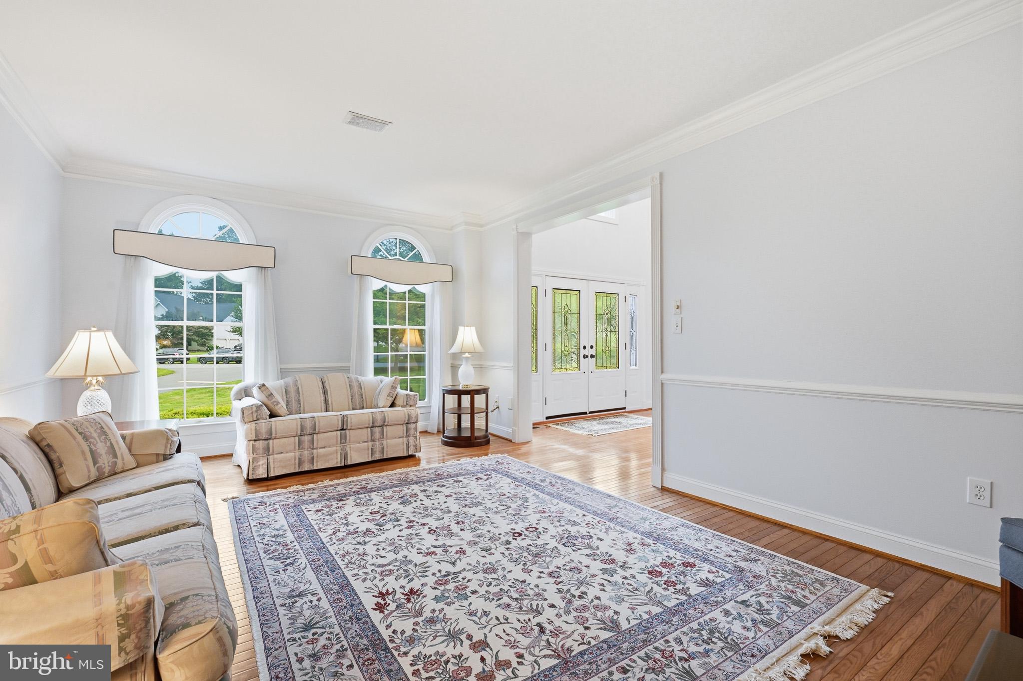 28 W PERIWINKLE LANE