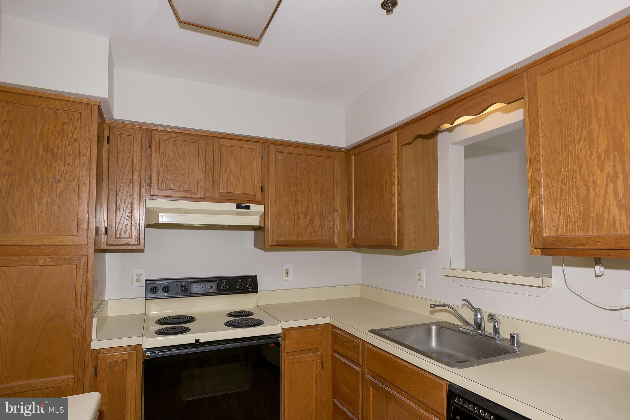 BROAD CREEK CONDO - Residential