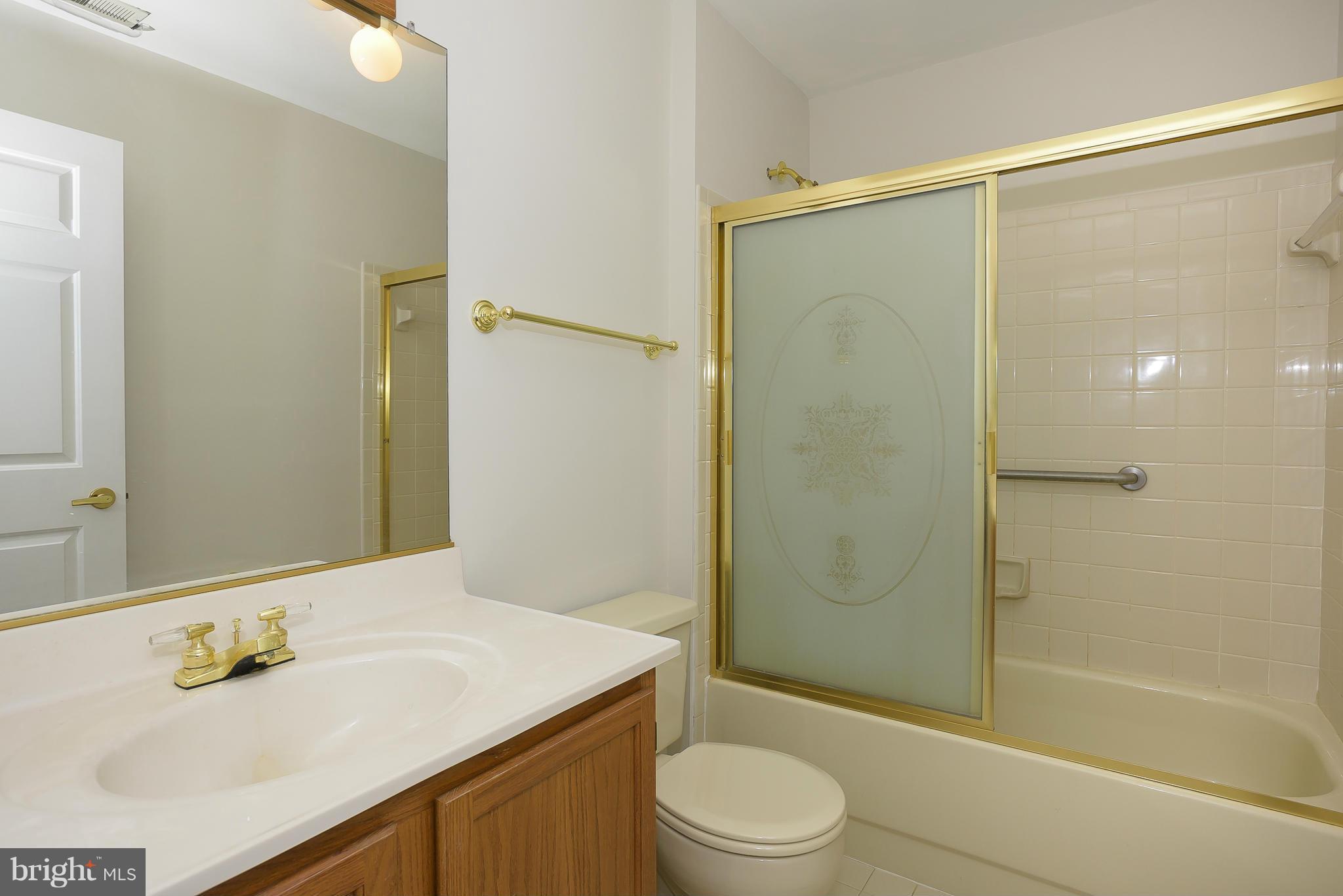 BROAD CREEK CONDO - Residential