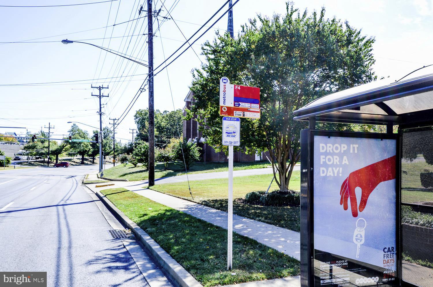 FRENCHMANS CREEK - Residential