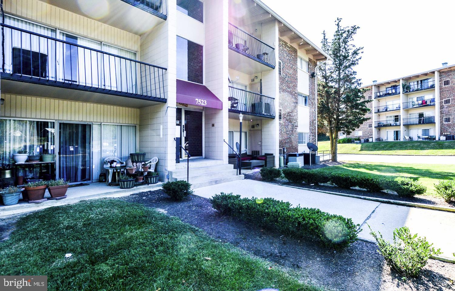 FRENCHMANS CREEK - Residential