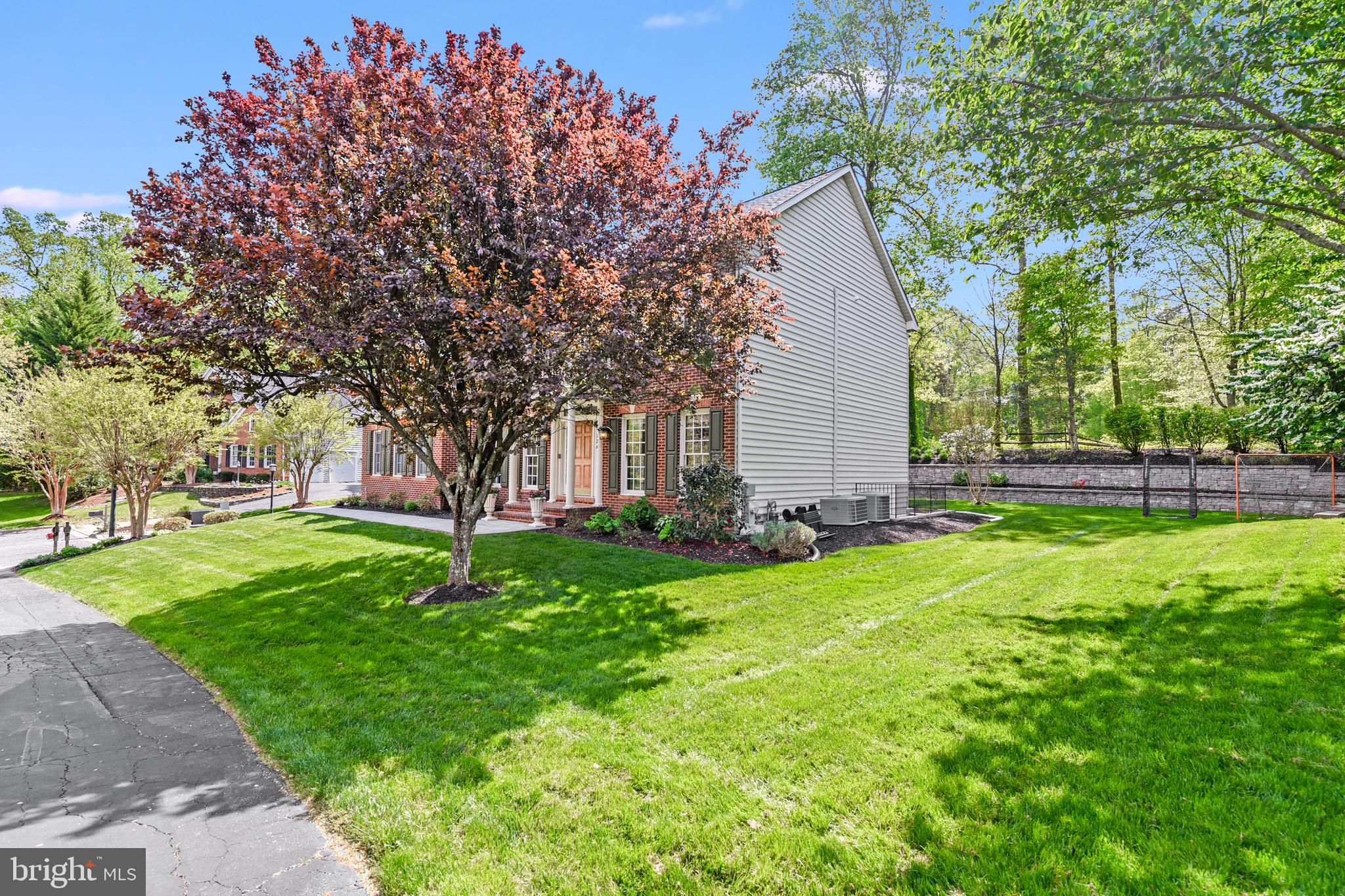 SOUTH RIVER COLONY - Residential