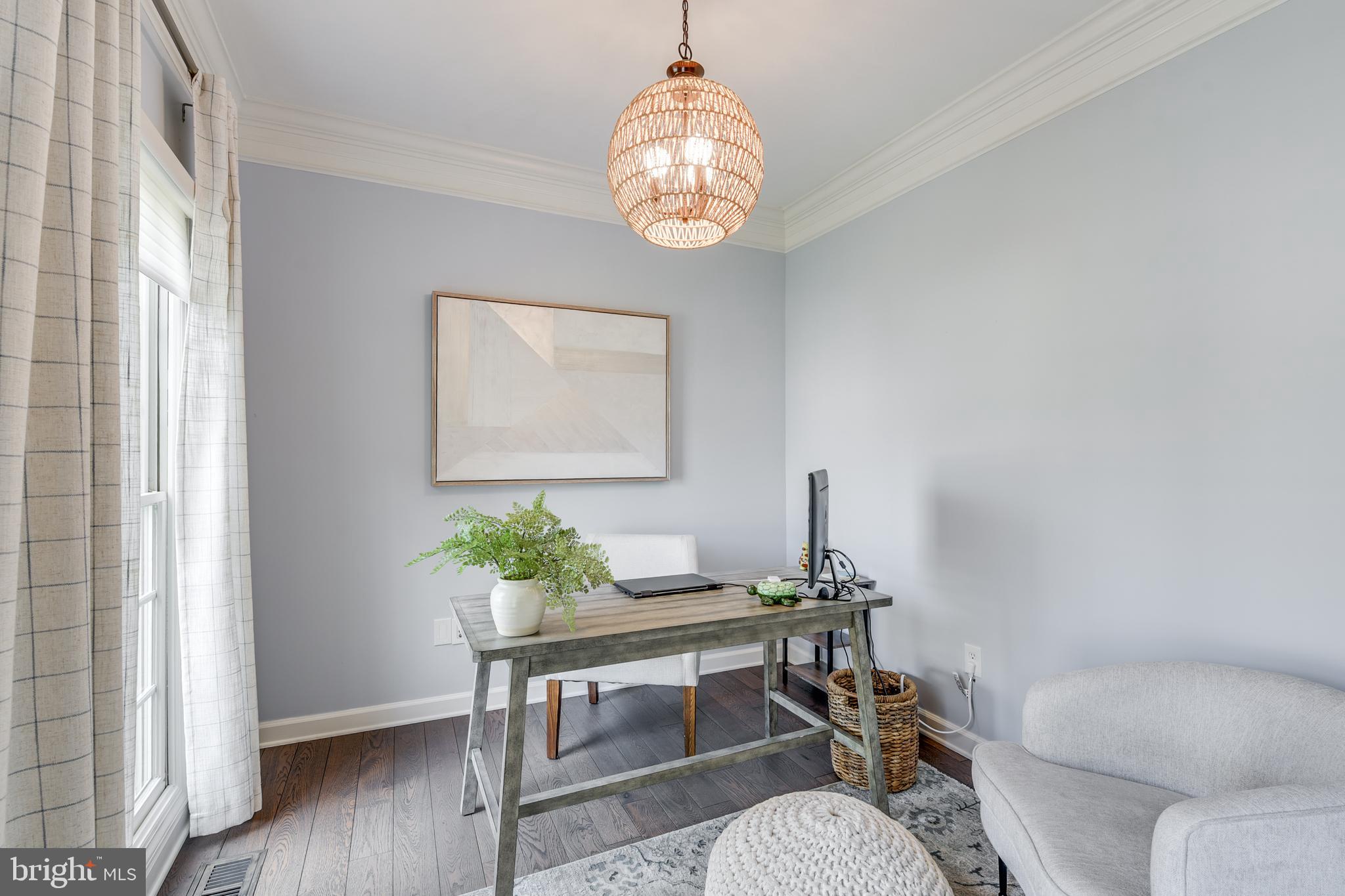 SOUTH RIVER COLONY - Residential