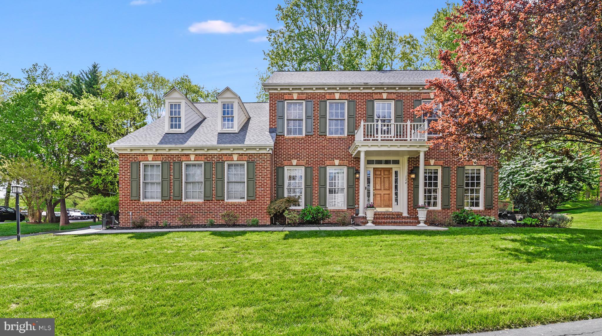 SOUTH RIVER COLONY - Residential