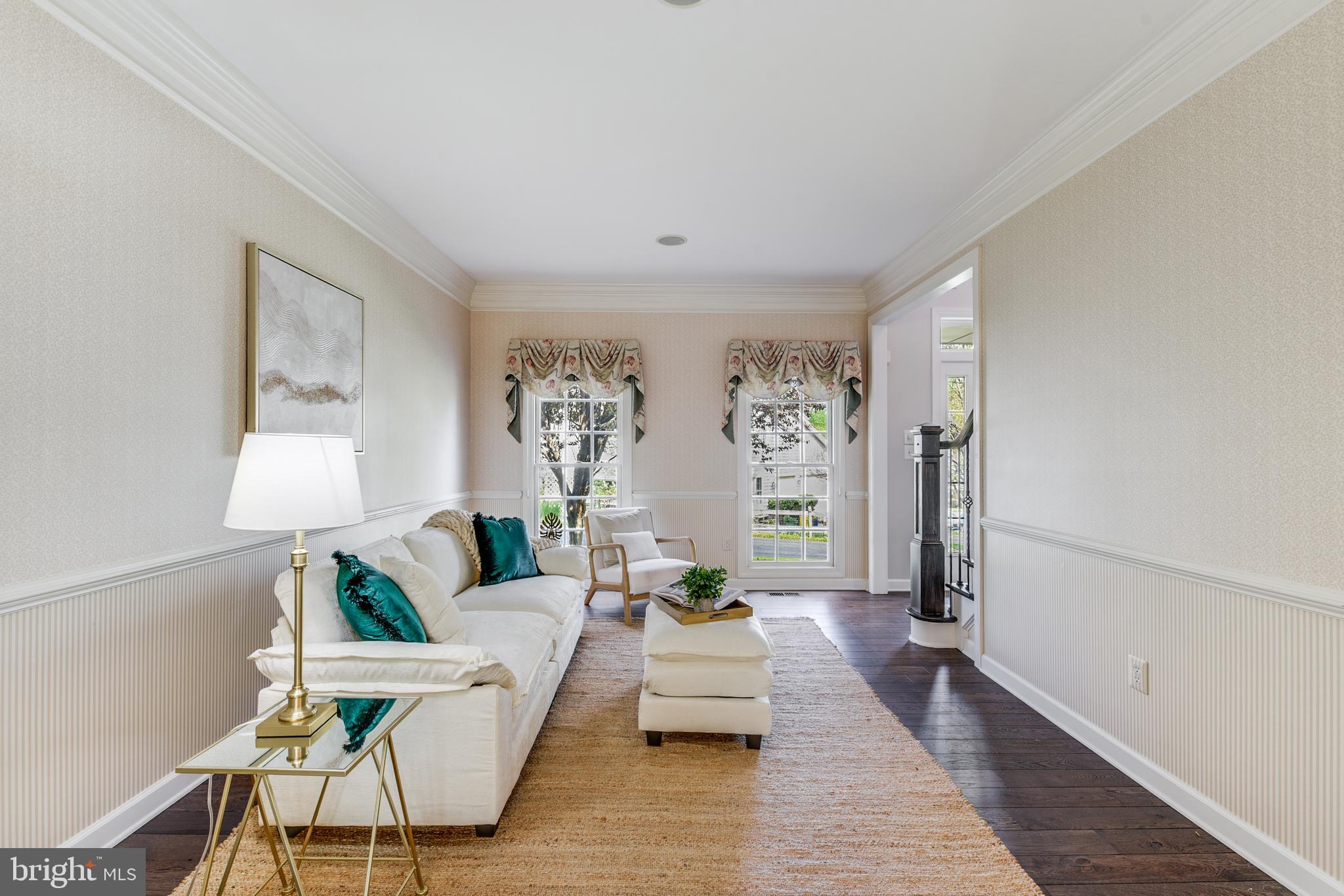 SOUTH RIVER COLONY - Residential