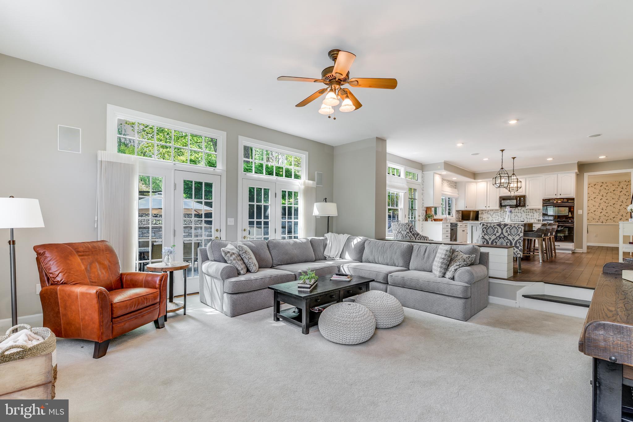 SOUTH RIVER COLONY - Residential