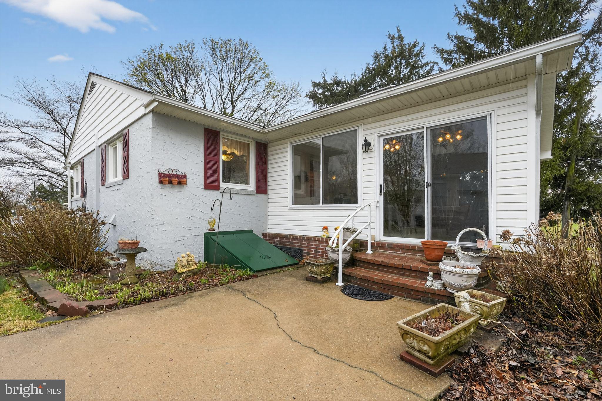 TREVOSE HGTS - Residential