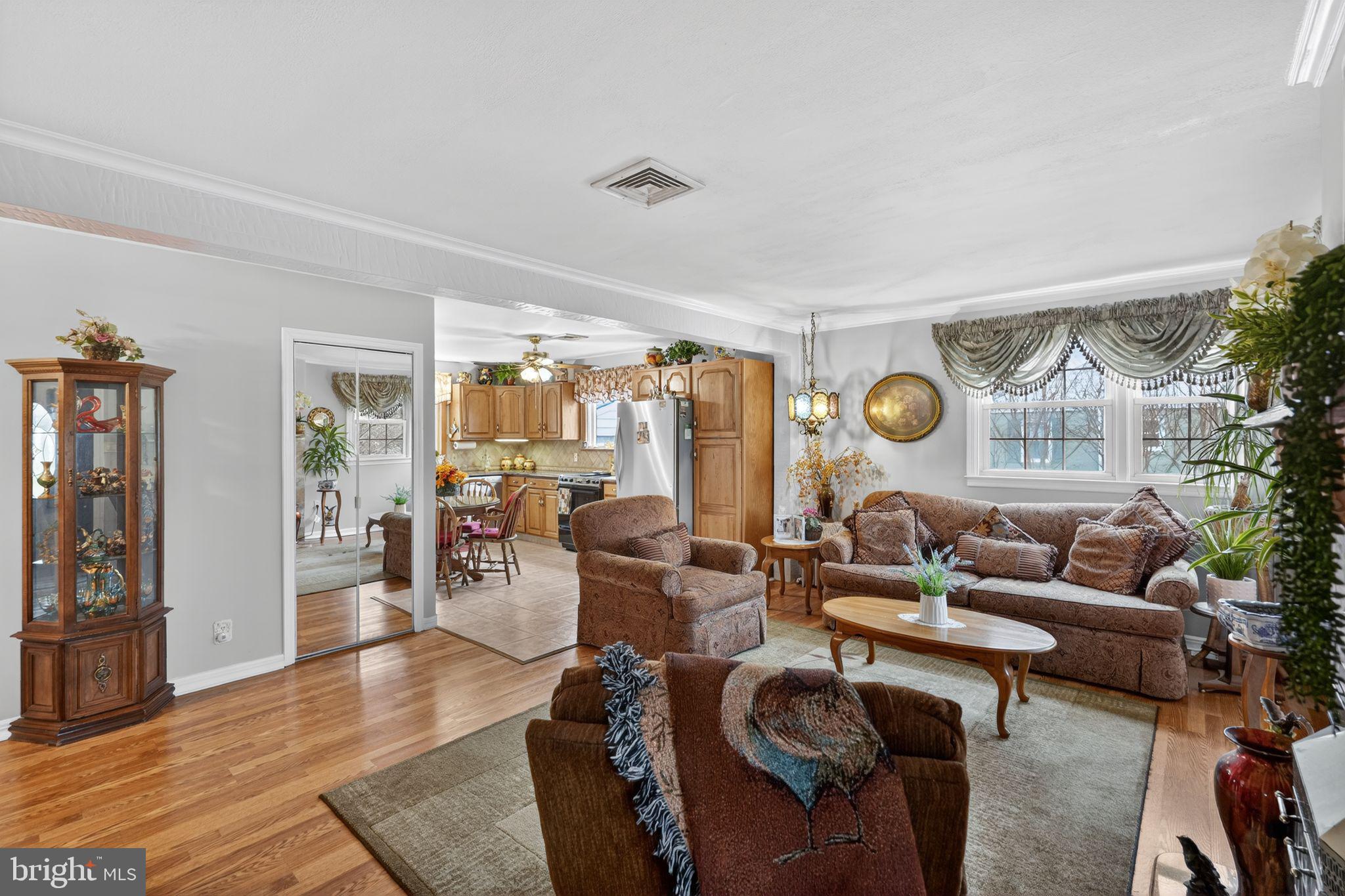 TREVOSE HGTS - Residential