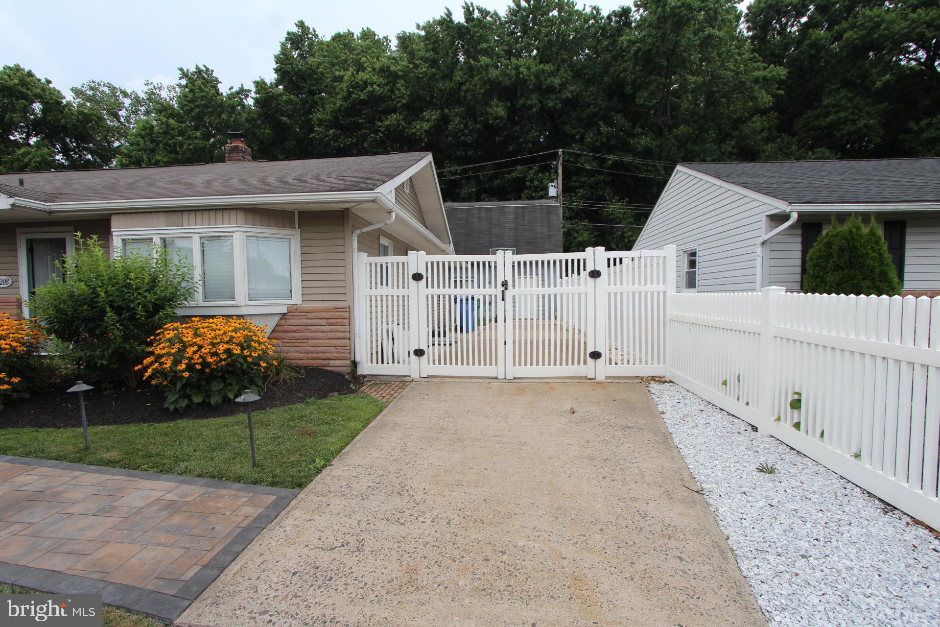 MARGO GDNS - Residential