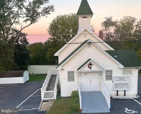 Photo of 6620 Church Street, SYKESVILLE, MD 21784 (MLS # MDCR2037884)