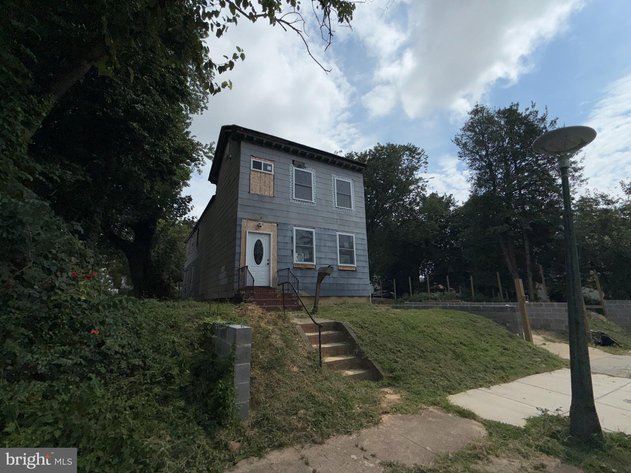 WAVERLY - Residential