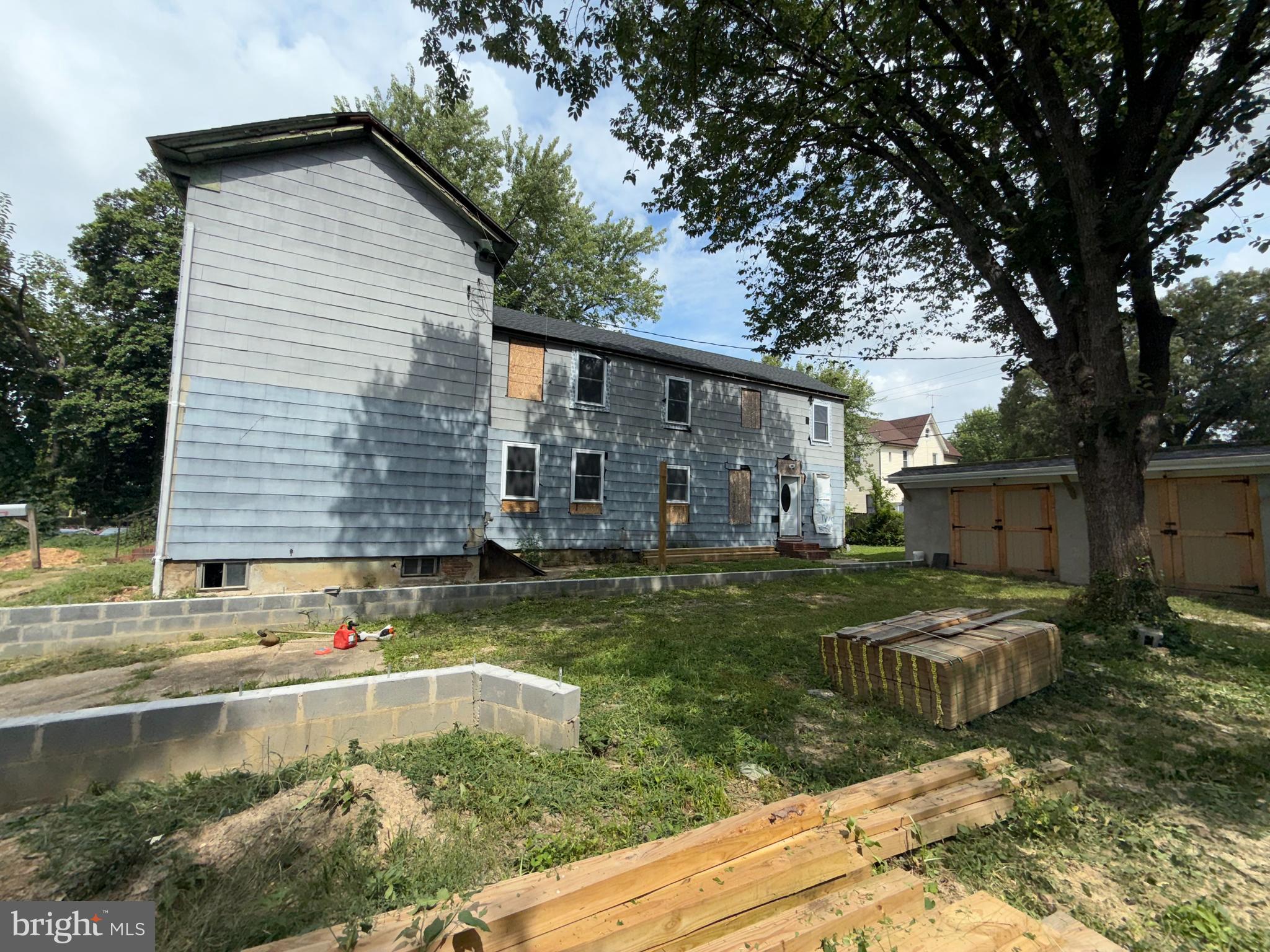 WAVERLY - Residential