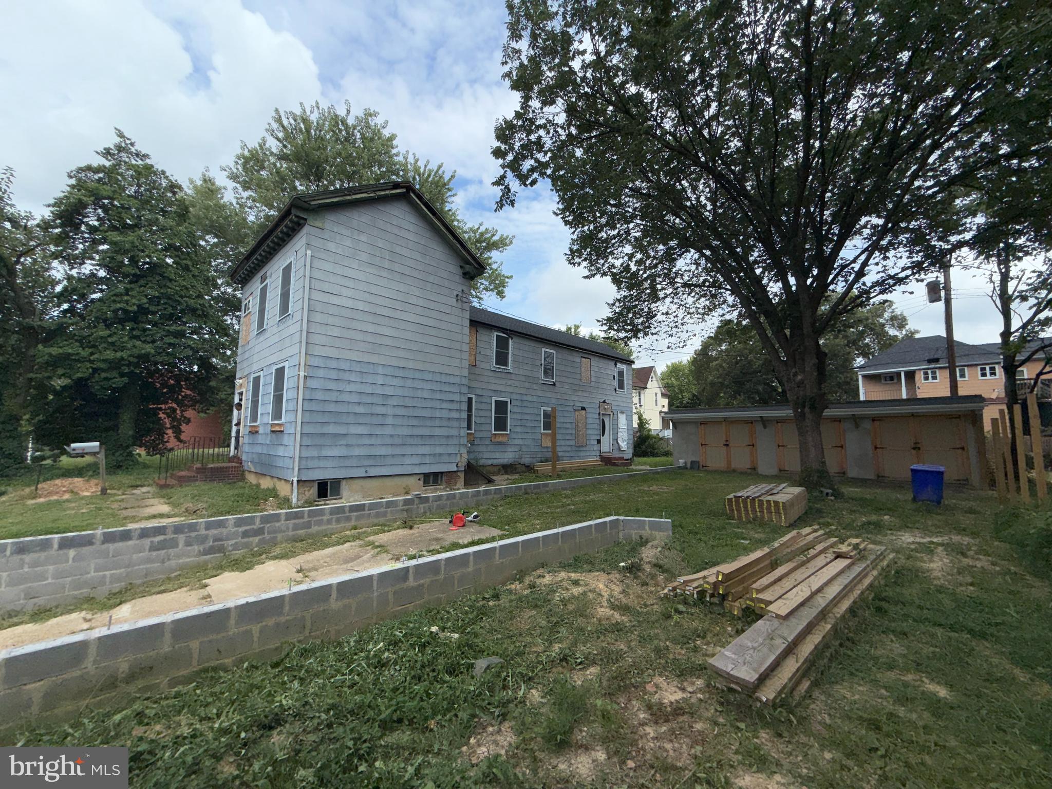 WAVERLY - Residential