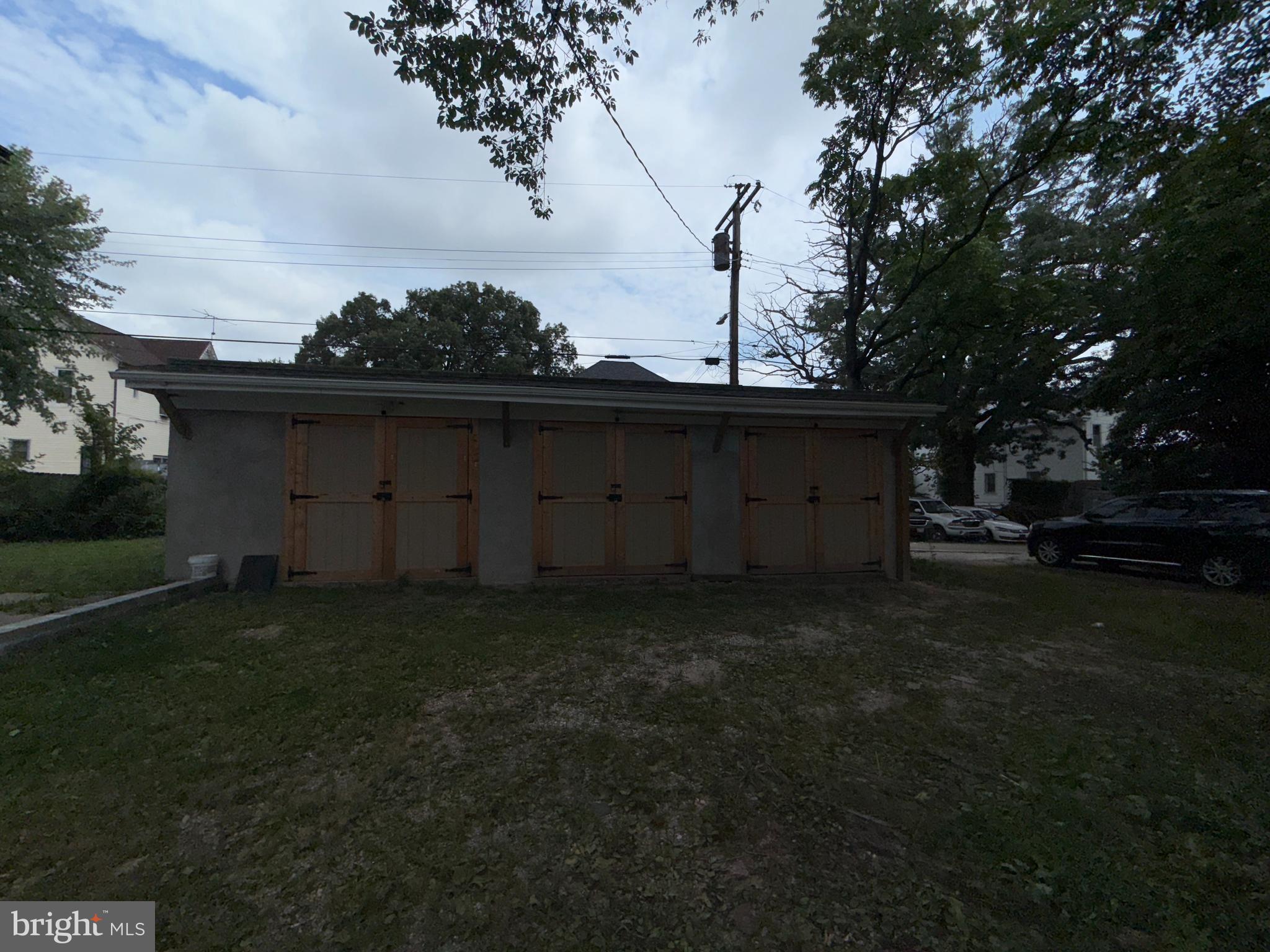 WAVERLY - Residential