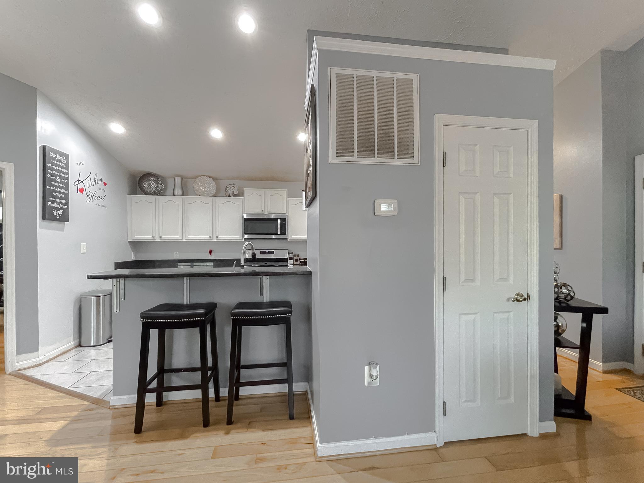 PINE HILL EST SUB - Residential