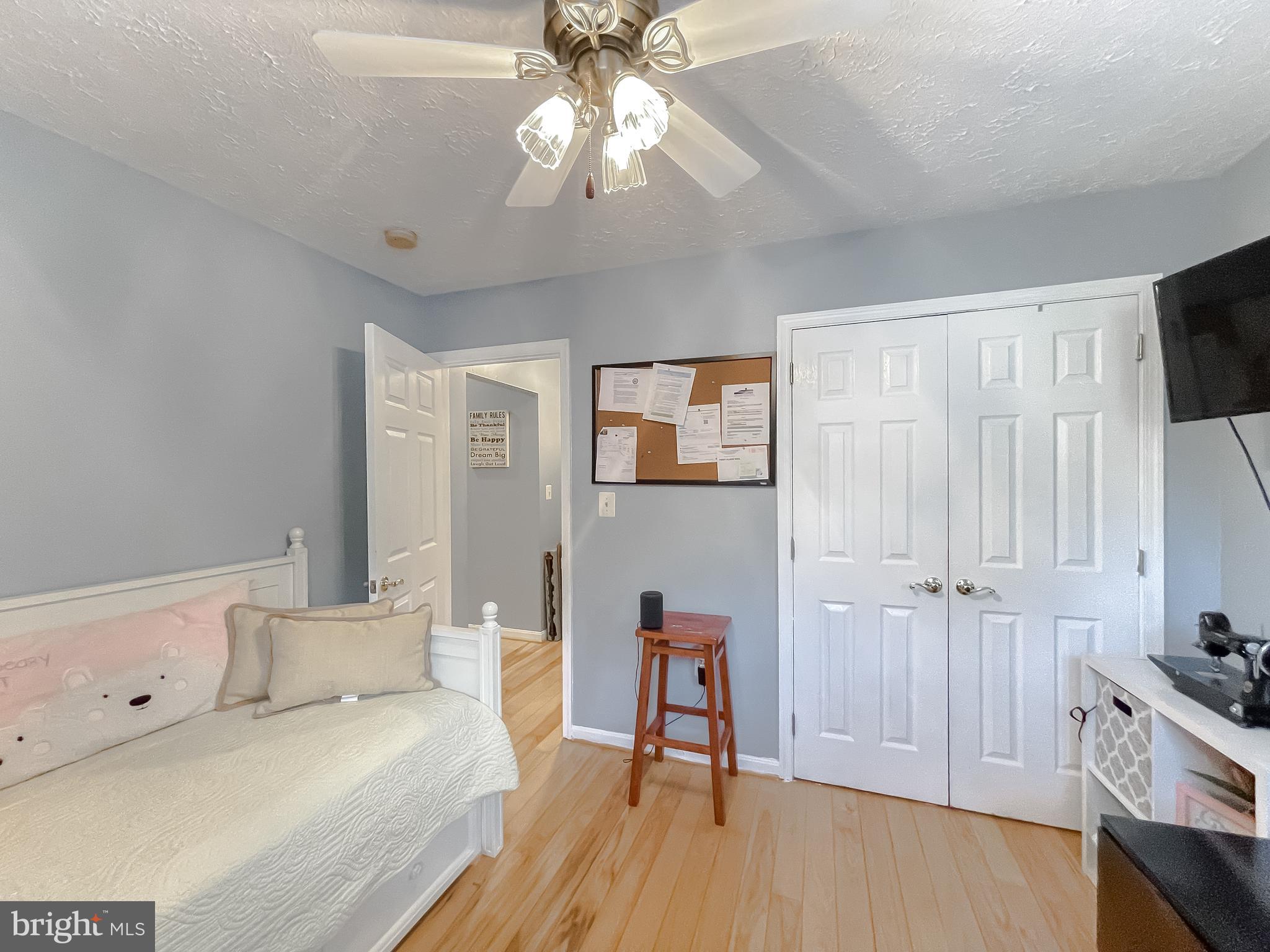 PINE HILL EST SUB - Residential