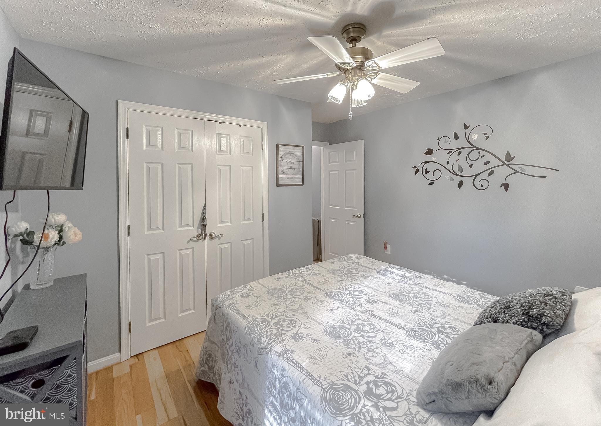 PINE HILL EST SUB - Residential