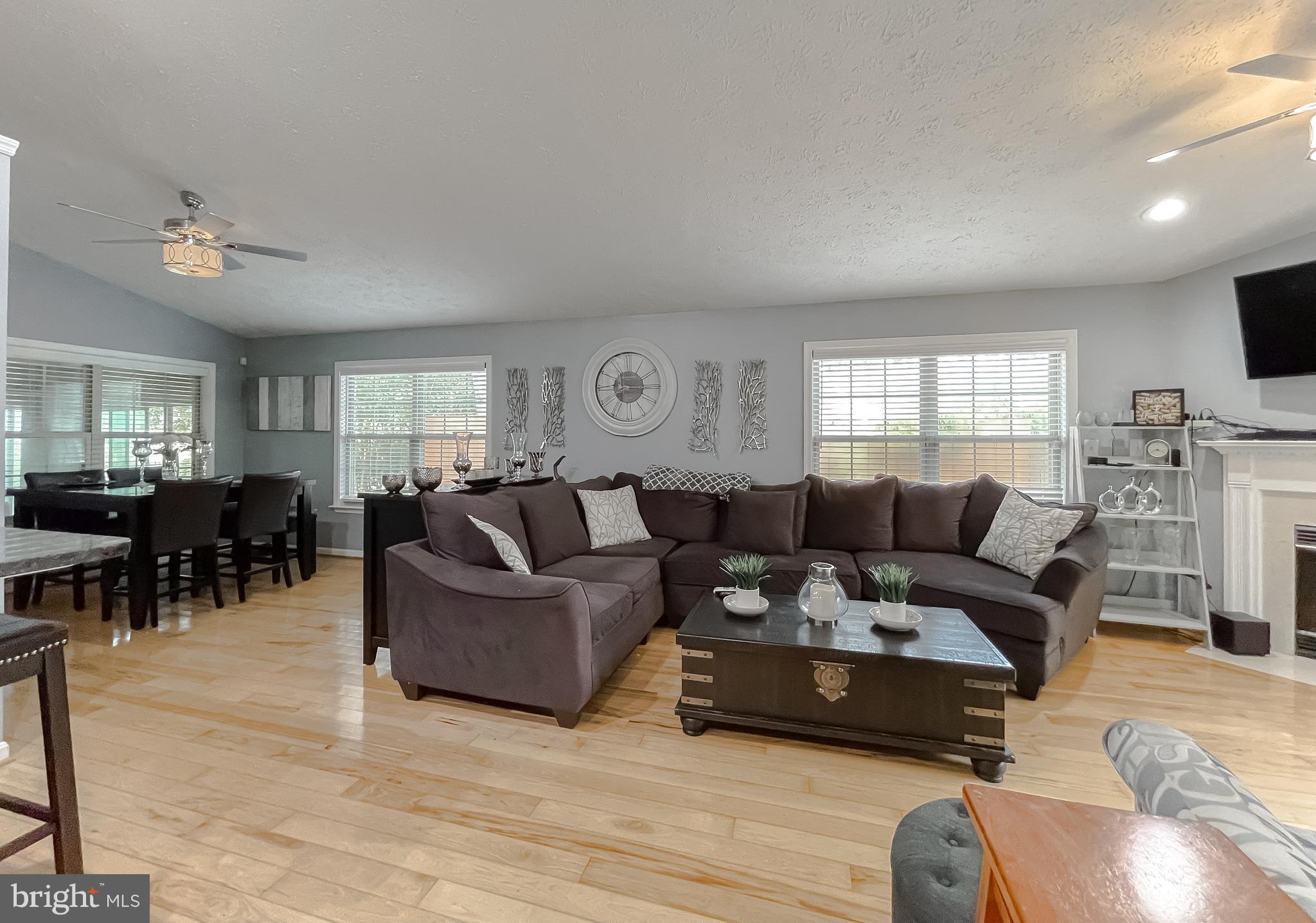 PINE HILL EST SUB - Residential