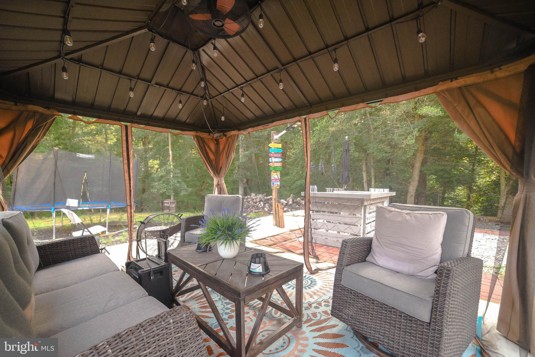 PINE HILL EST SUB - Residential