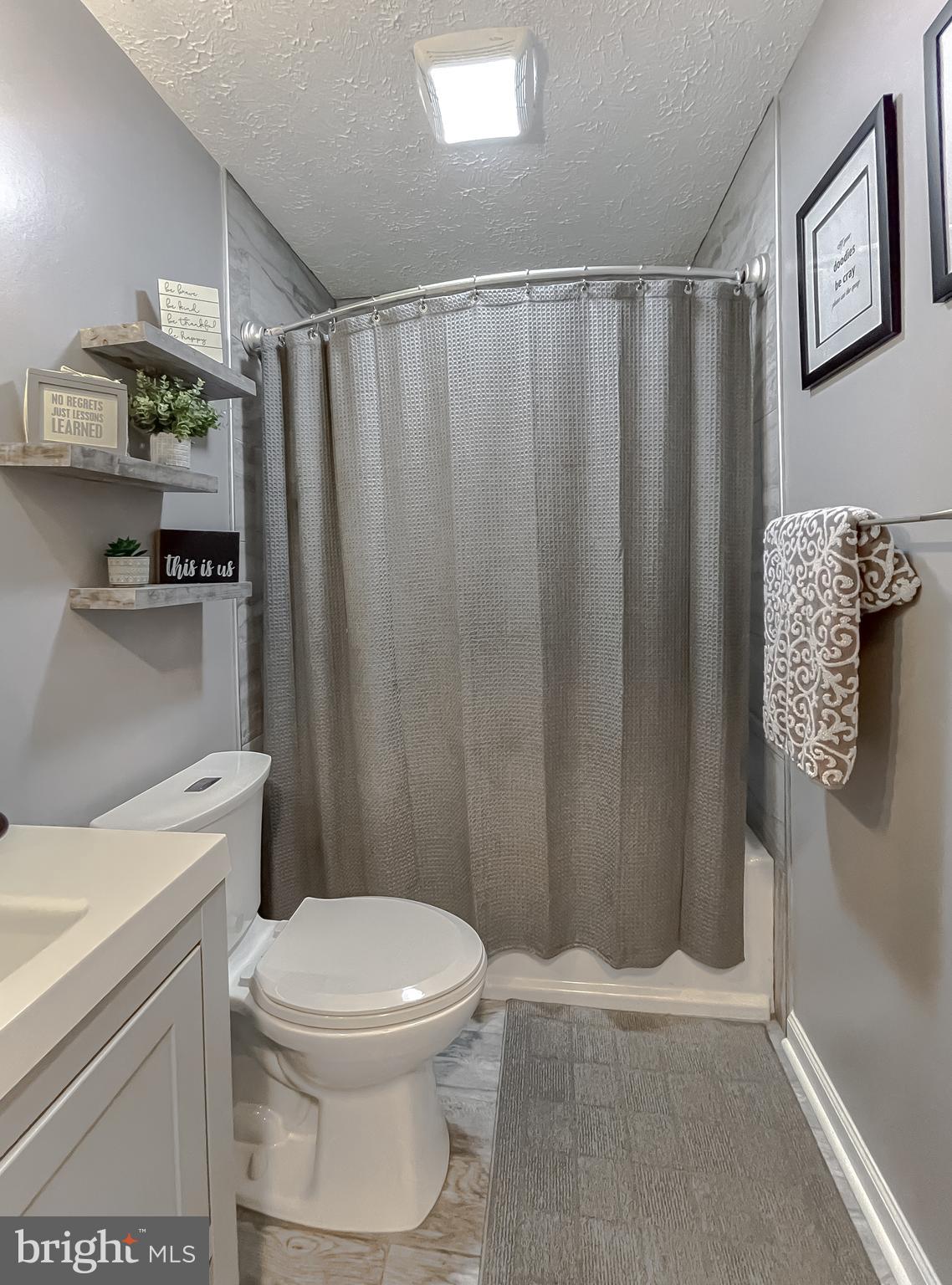 PINE HILL EST SUB - Residential