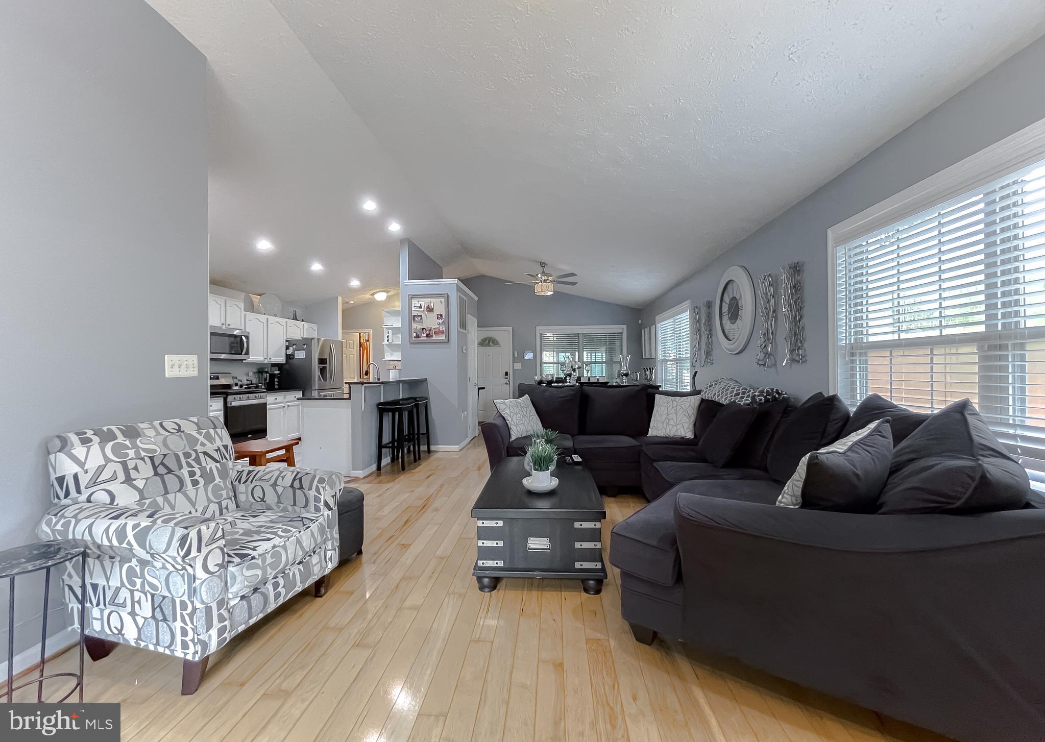 PINE HILL EST SUB - Residential