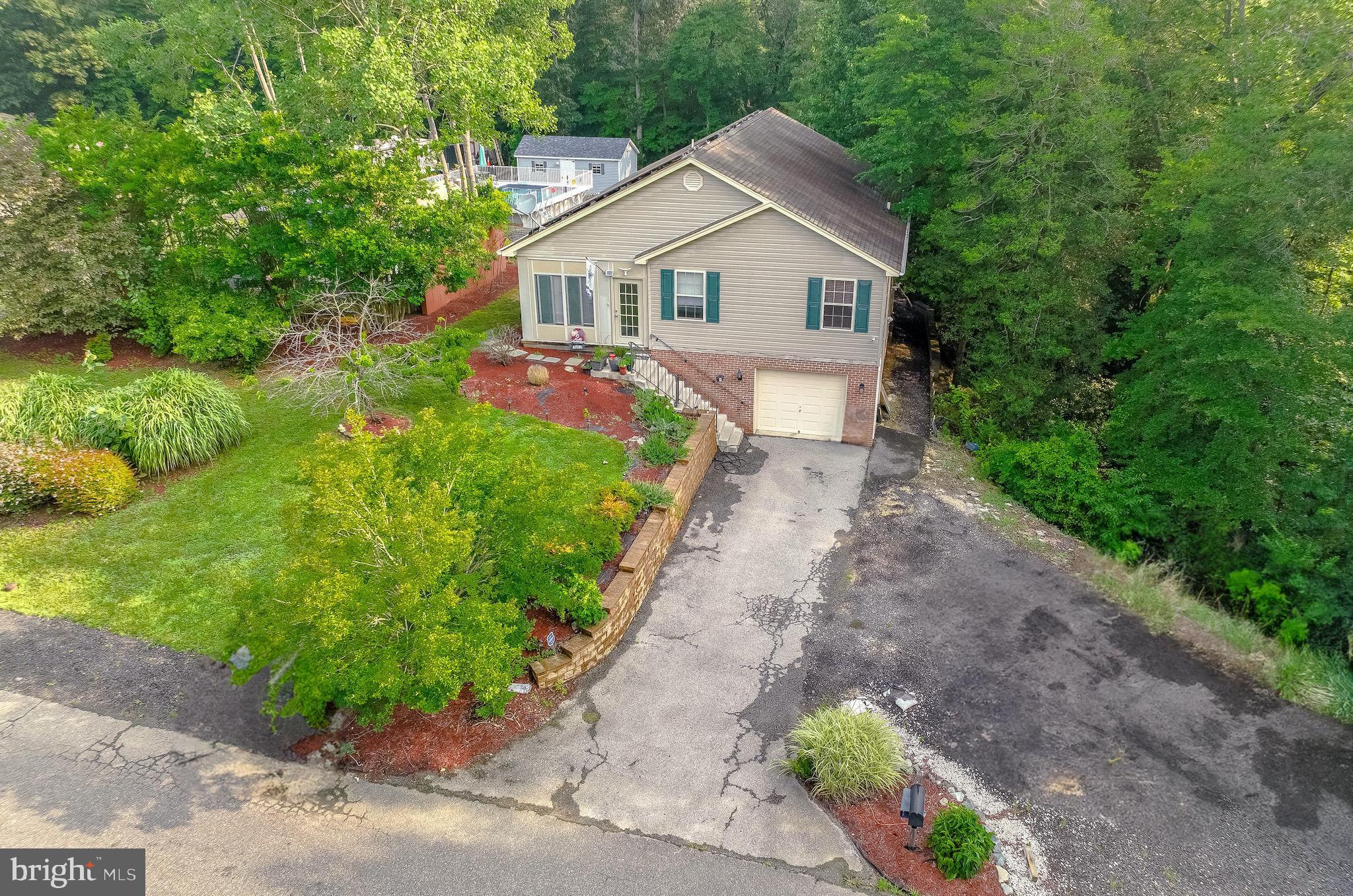 PINE HILL EST SUB - Residential