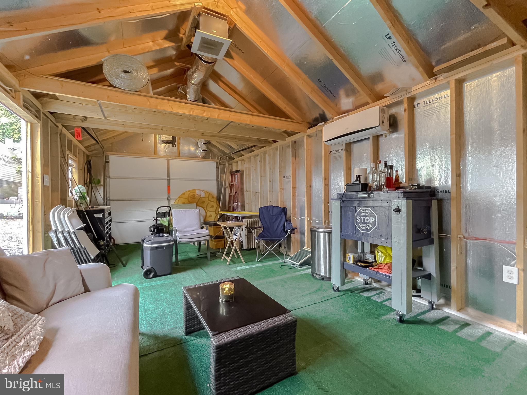 PINE HILL EST SUB - Residential