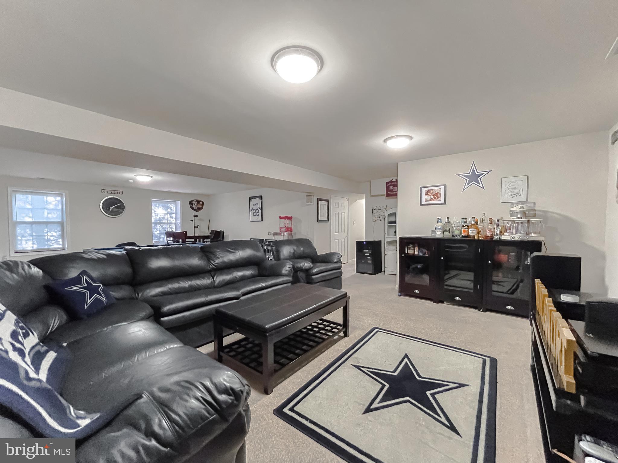 PINE HILL EST SUB - Residential