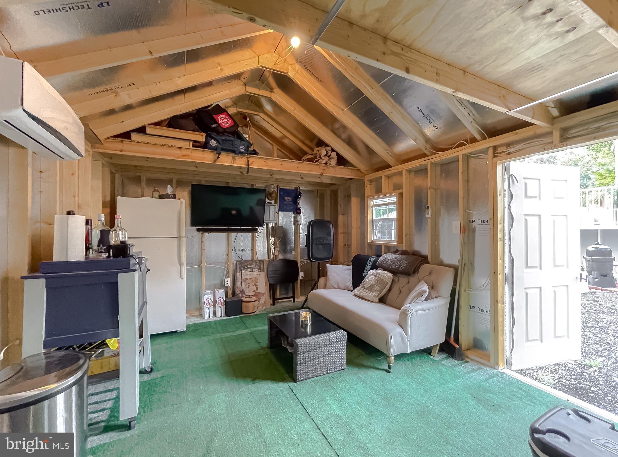 PINE HILL EST SUB - Residential