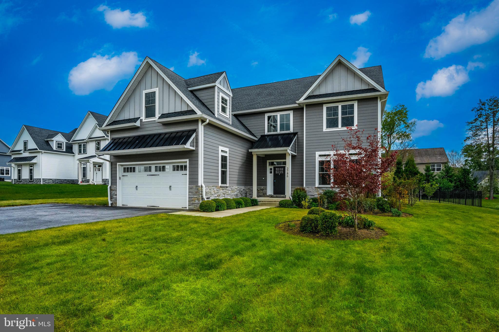 3786 DRAKE CIRCLE