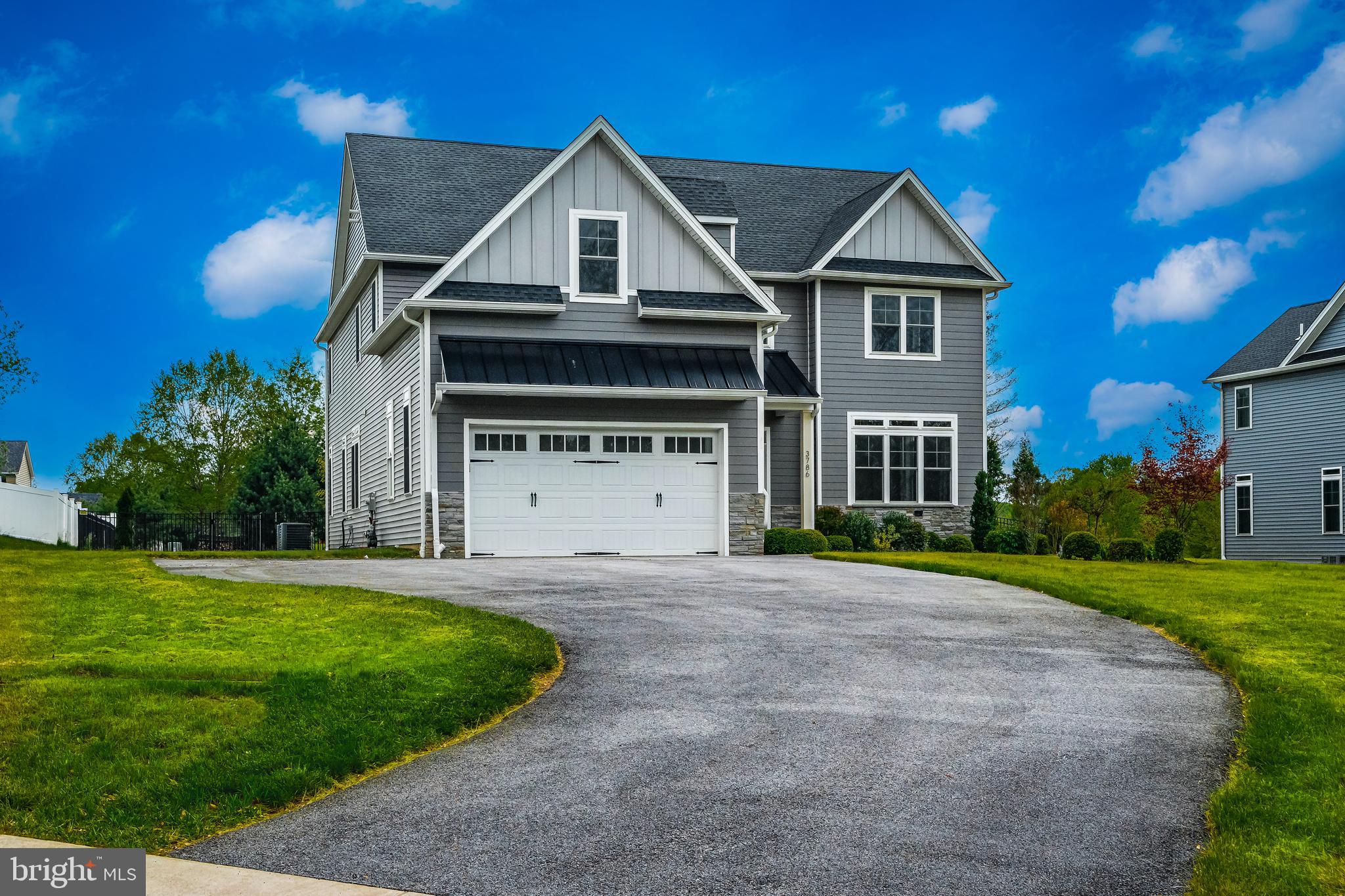 3786 DRAKE CIRCLE