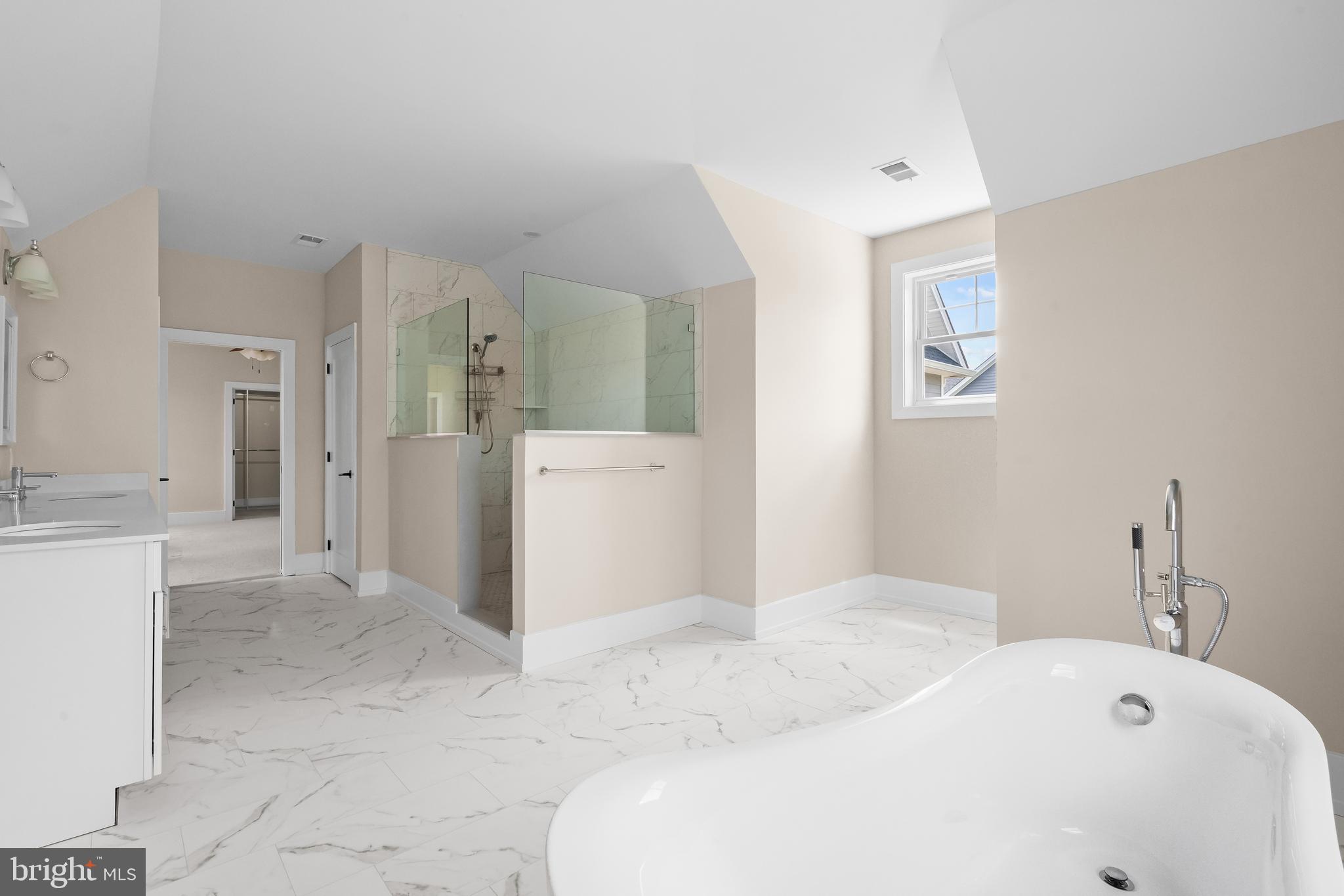 CREEKVIEW ESTATES - Residential