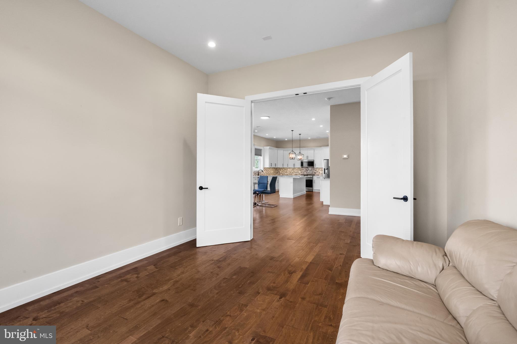 CREEKVIEW ESTATES - Residential