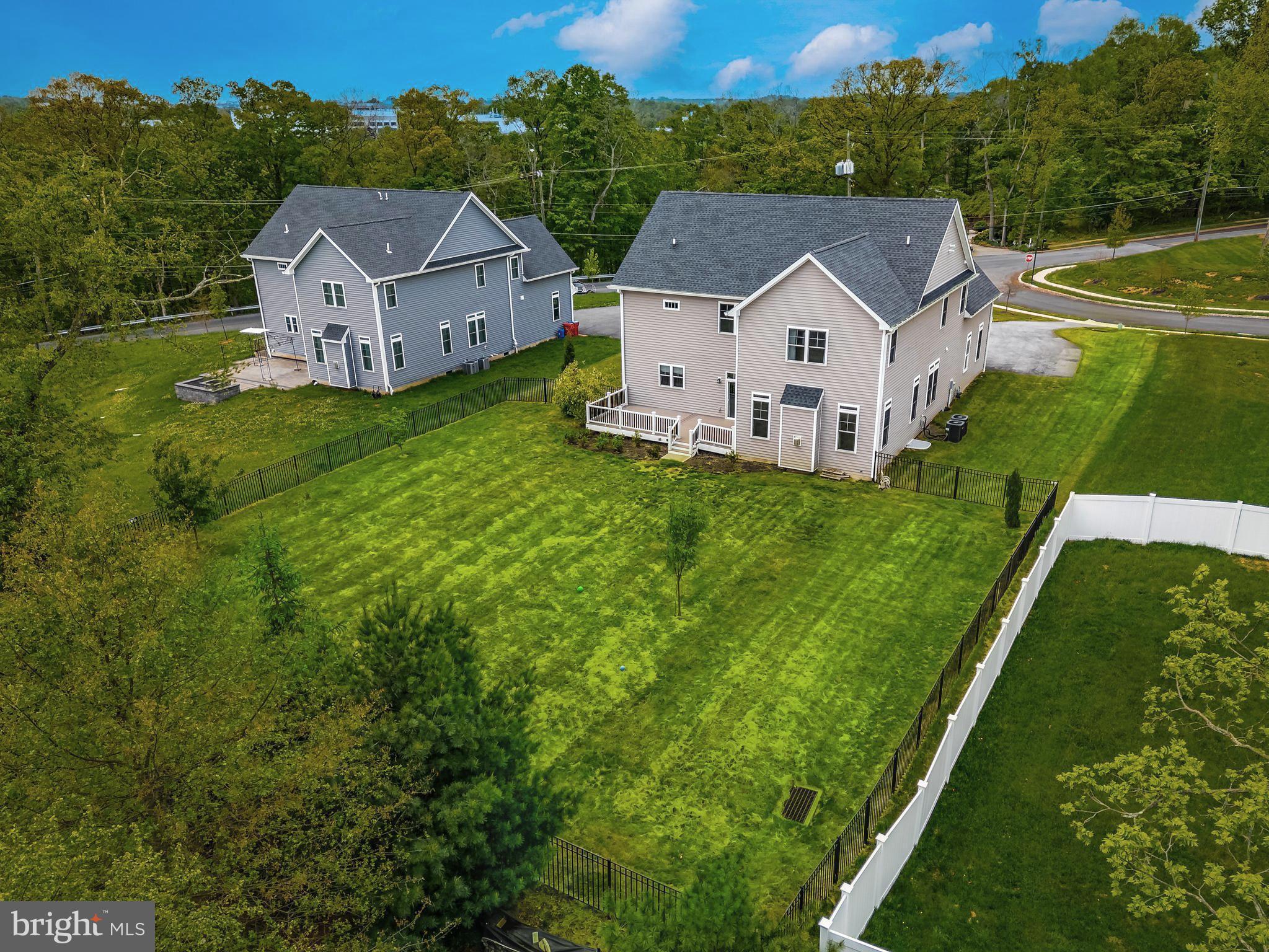 CREEKVIEW ESTATES - Residential