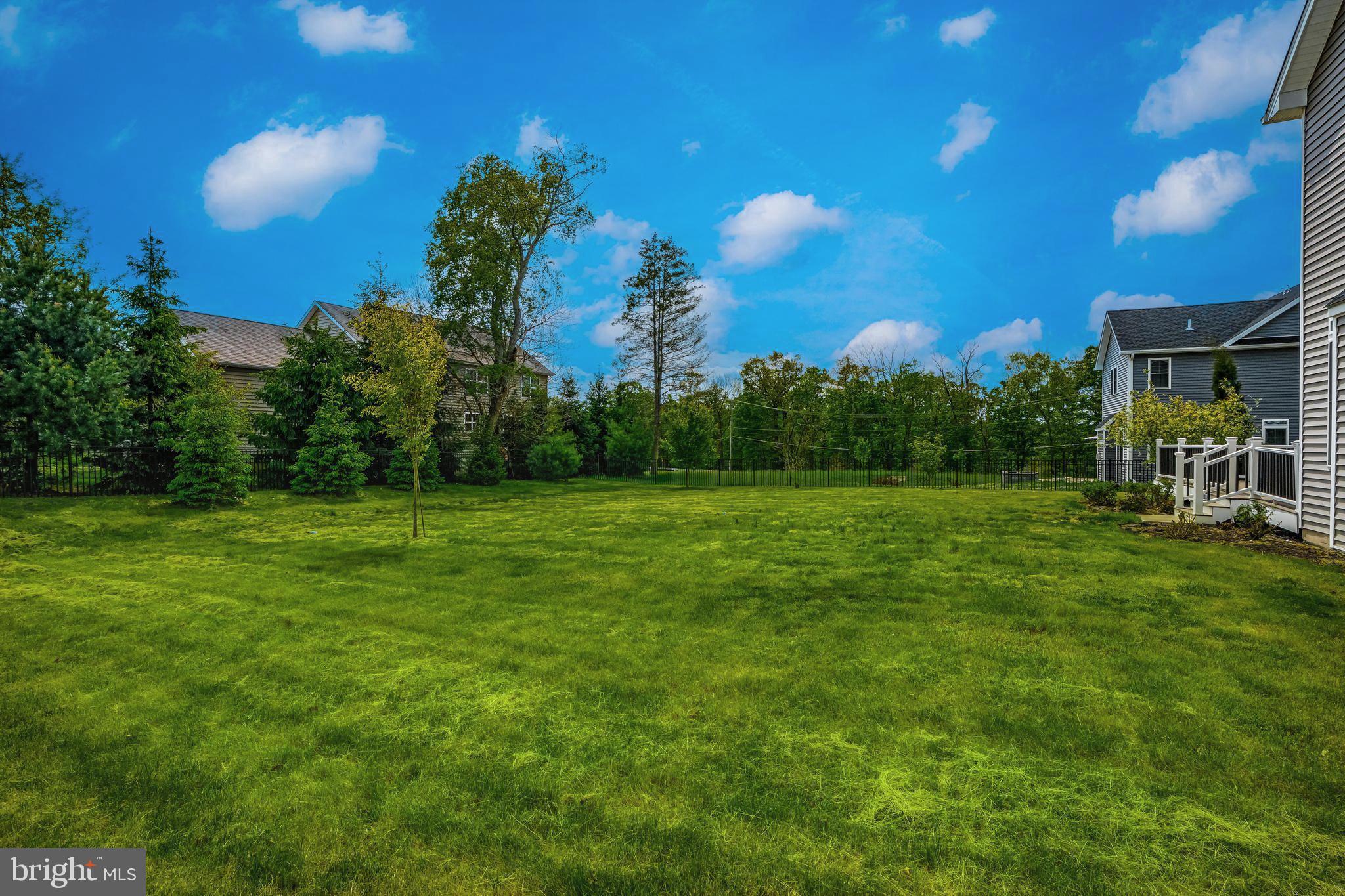 CREEKVIEW ESTATES - Residential