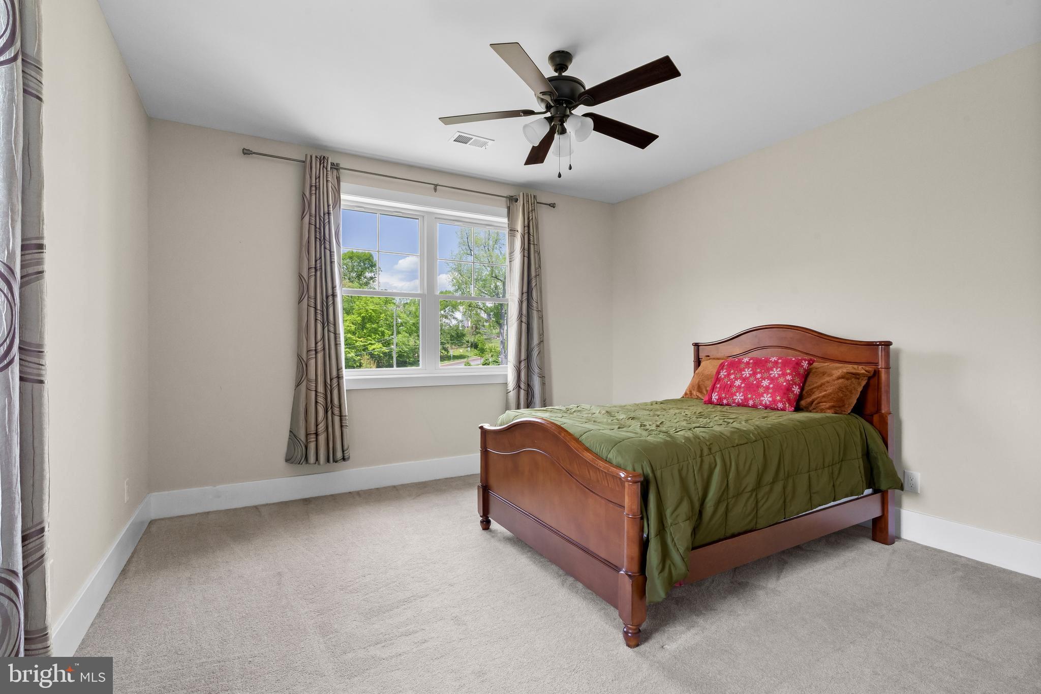 CREEKVIEW ESTATES - Residential