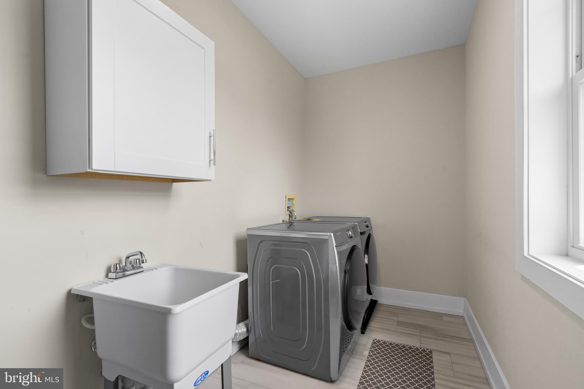 CREEKVIEW ESTATES - Residential