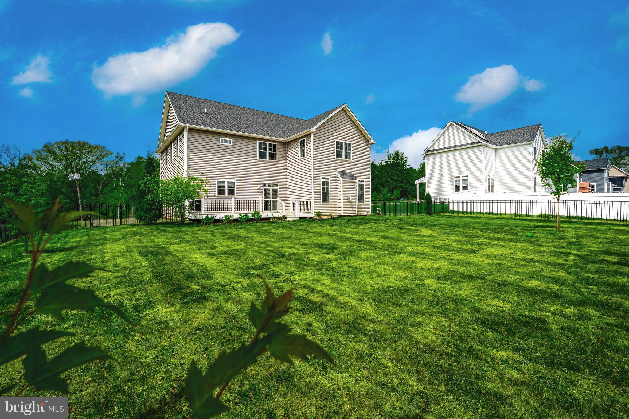 CREEKVIEW ESTATES - Residential