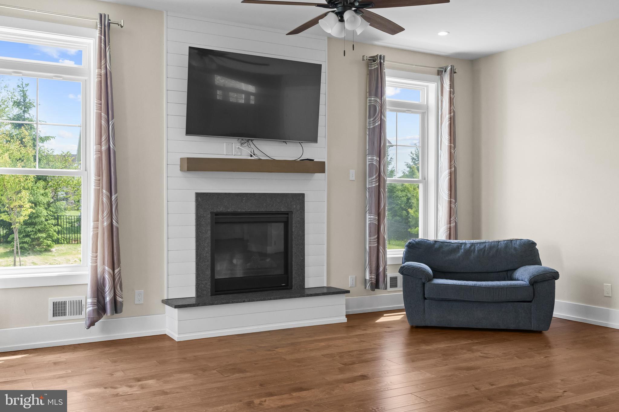 CREEKVIEW ESTATES - Residential