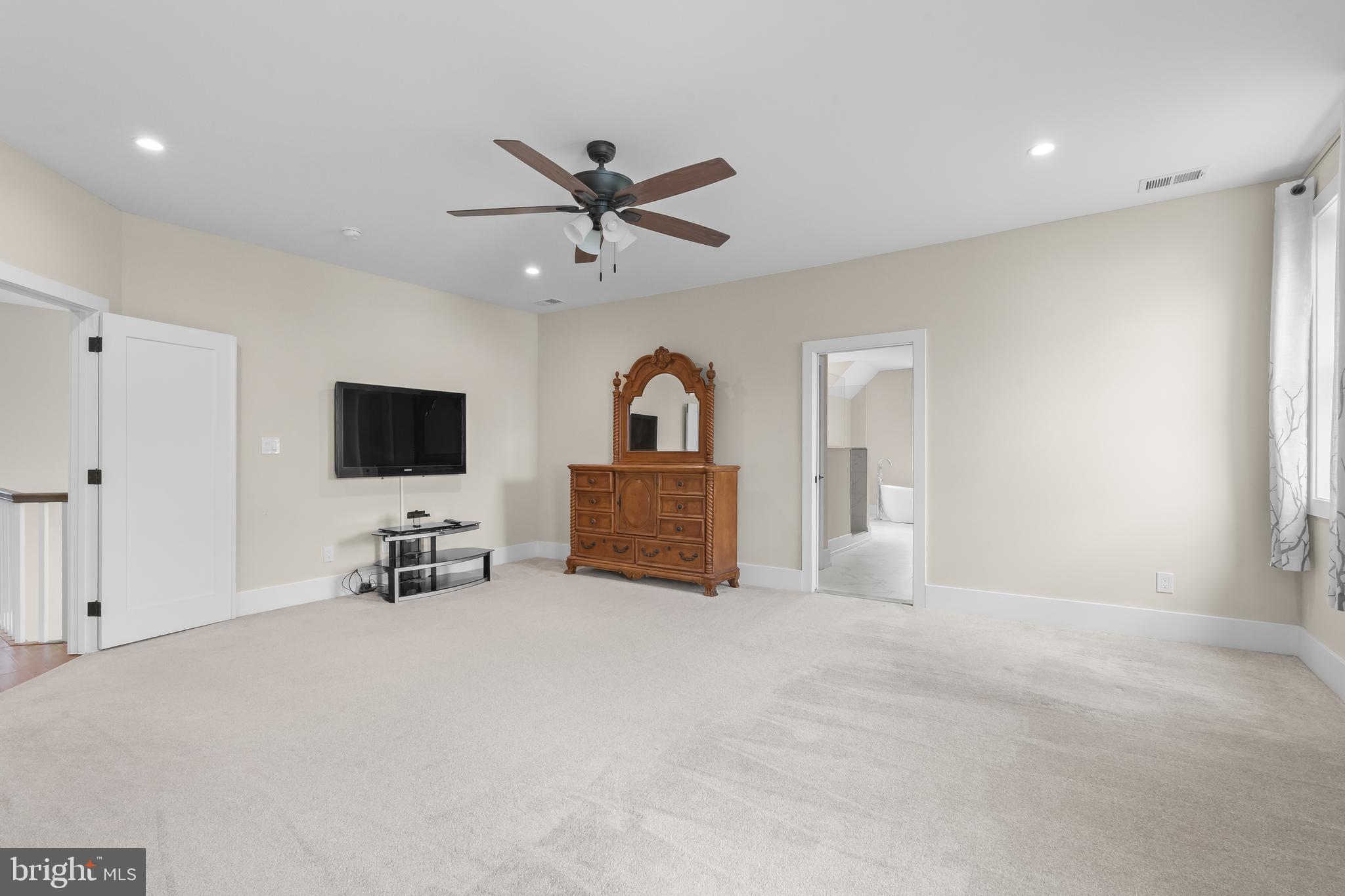 CREEKVIEW ESTATES - Residential