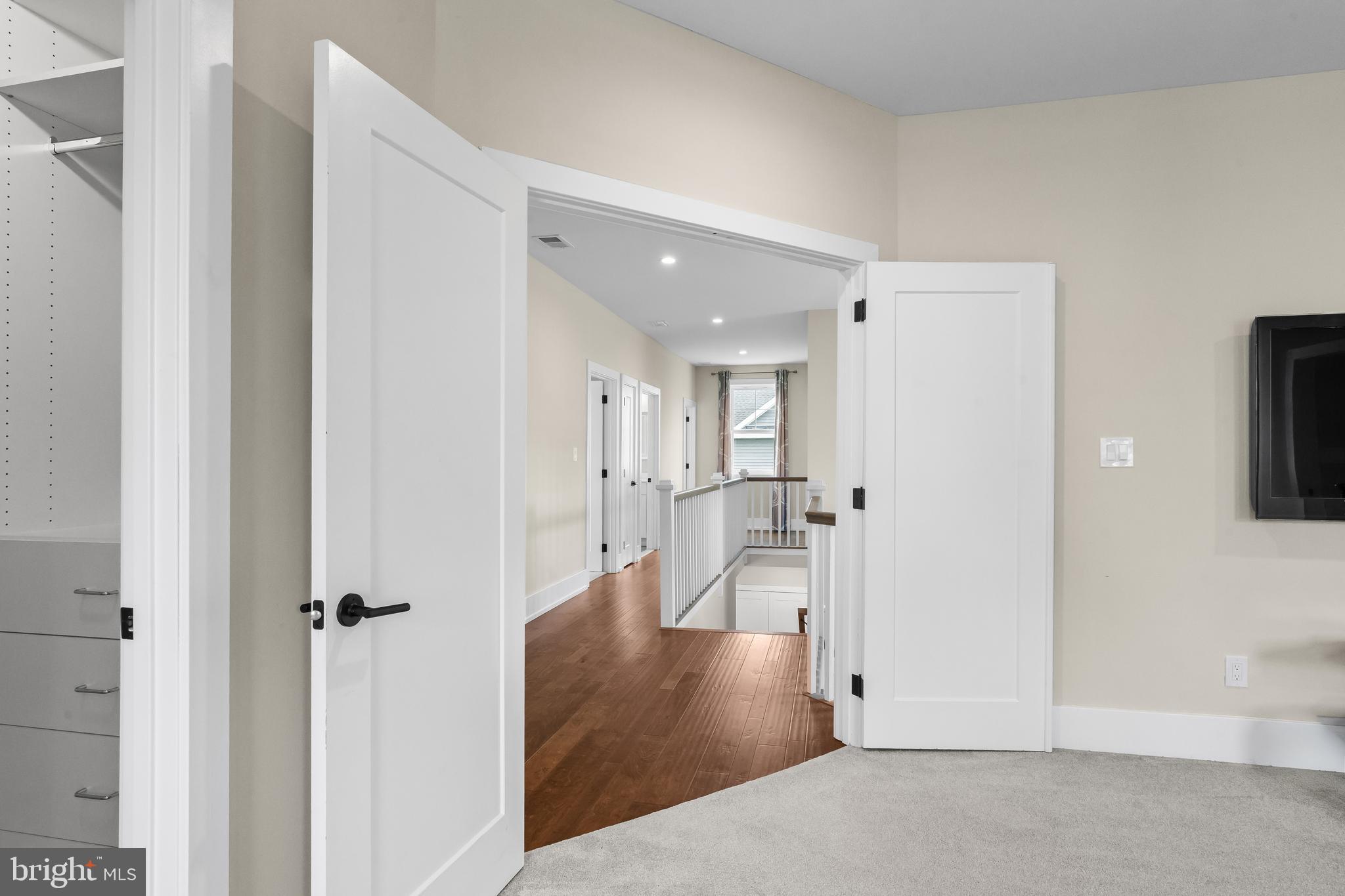 CREEKVIEW ESTATES - Residential
