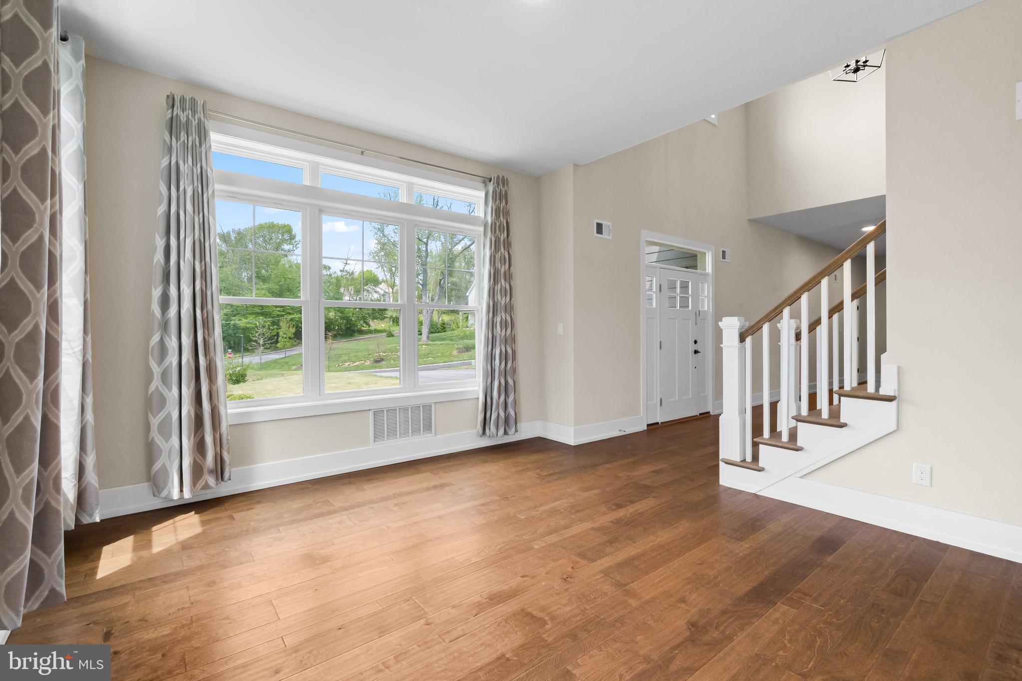 CREEKVIEW ESTATES - Residential