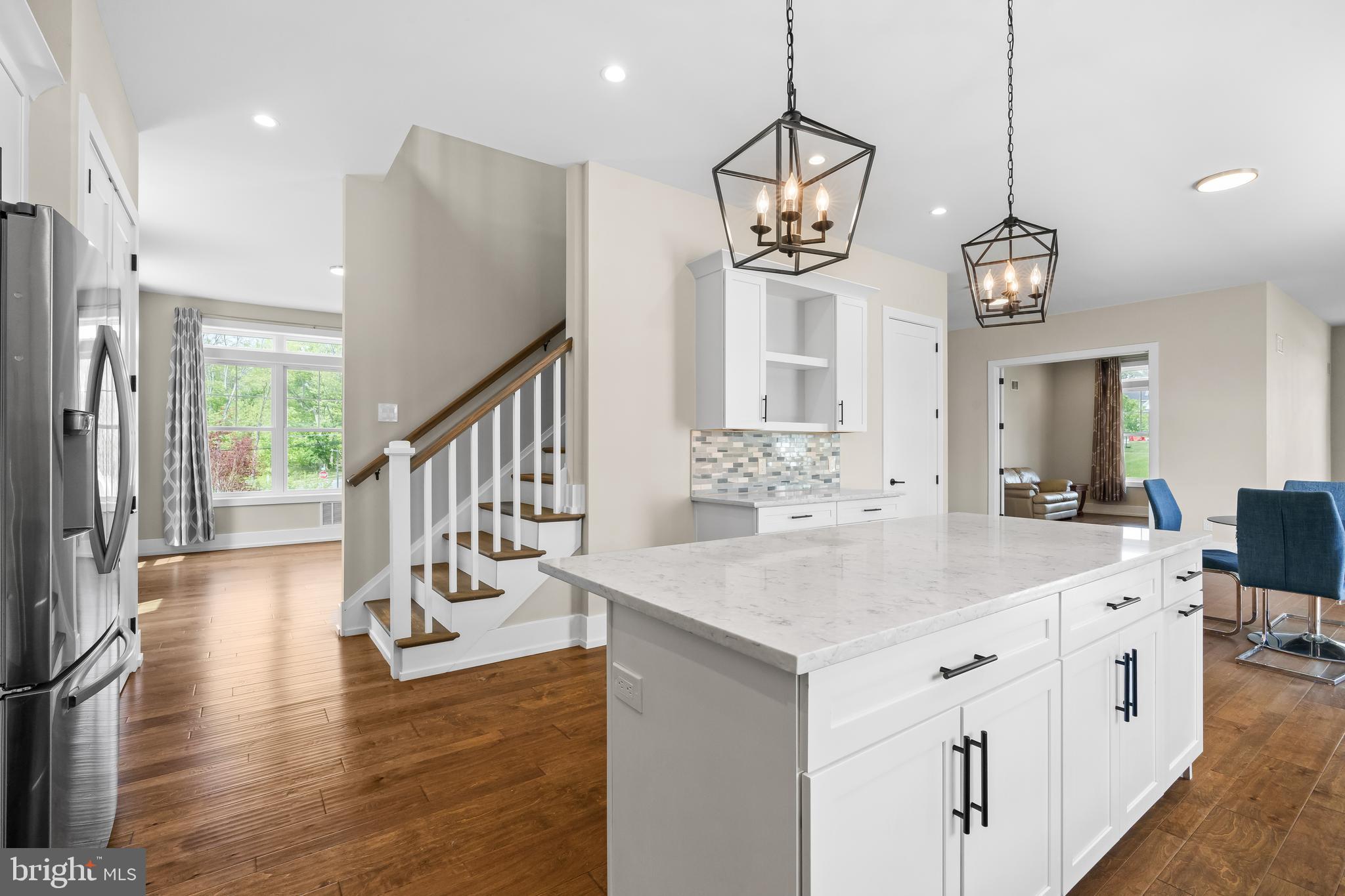 CREEKVIEW ESTATES - Residential
