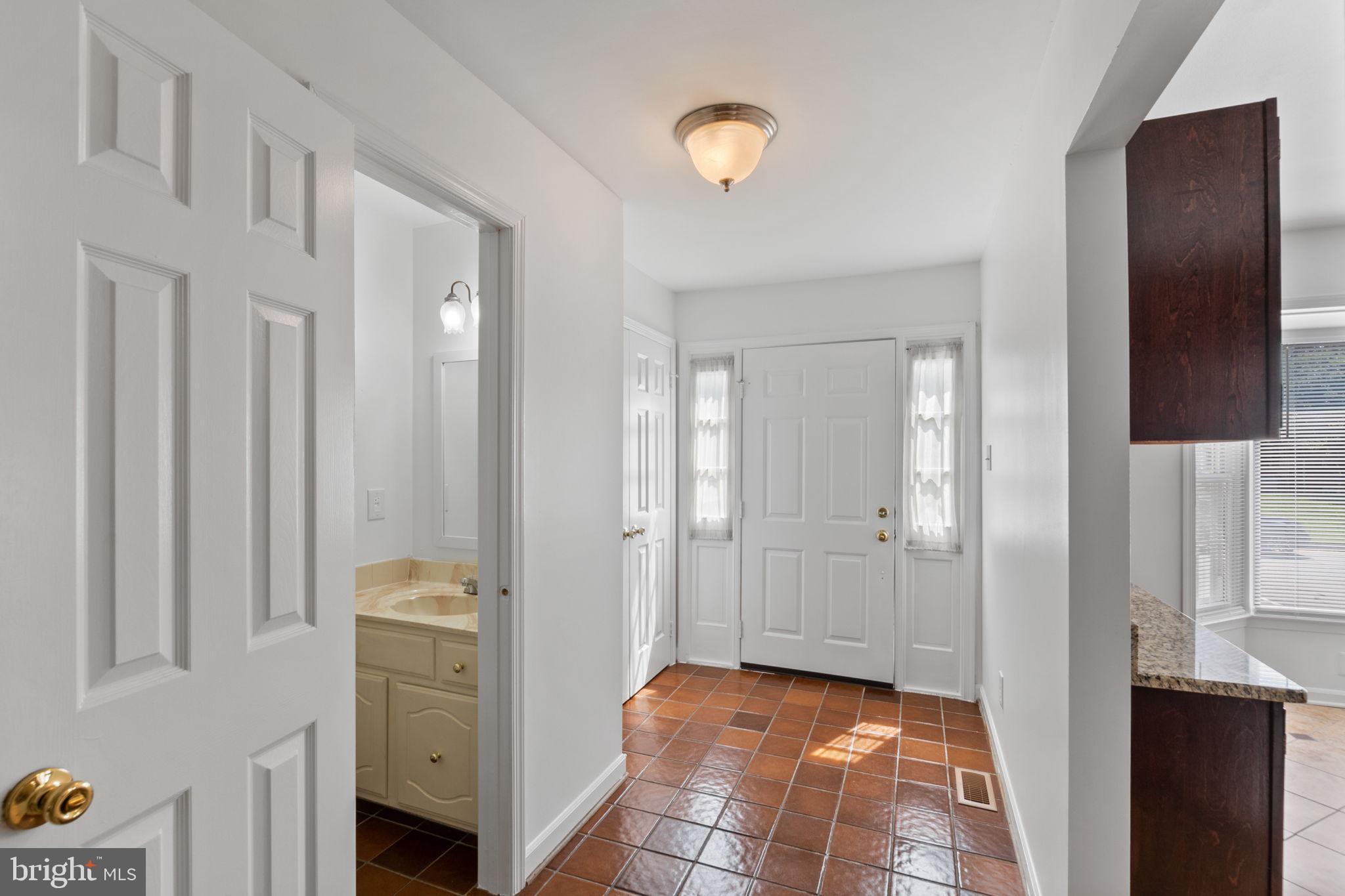 TOWNES OF WAKEFIELD - Residential