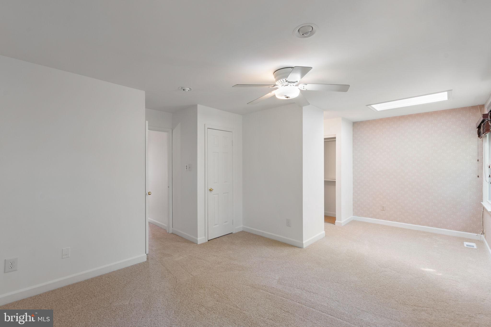 TOWNES OF WAKEFIELD - Residential