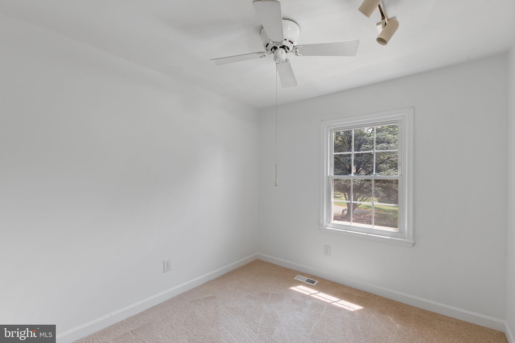 TOWNES OF WAKEFIELD - Residential