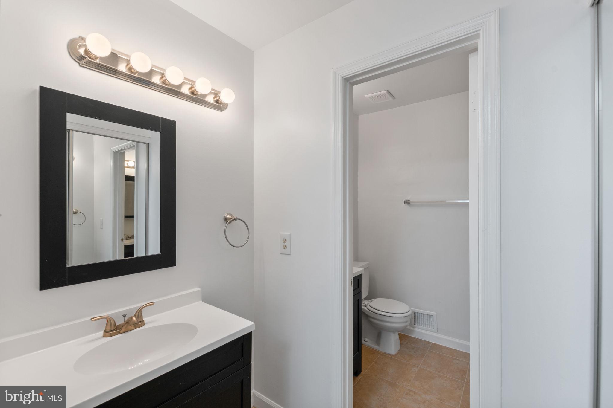 TOWNES OF WAKEFIELD - Residential