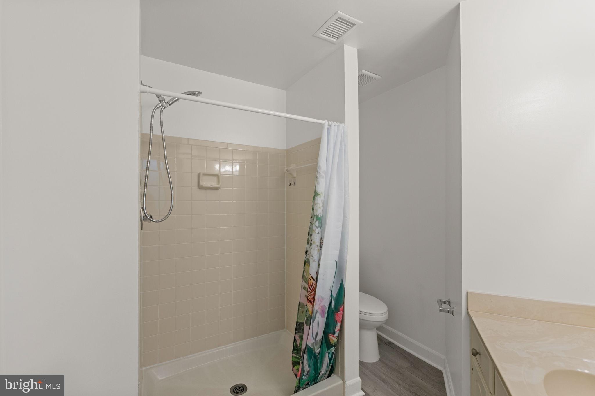 TOWNES OF WAKEFIELD - Residential