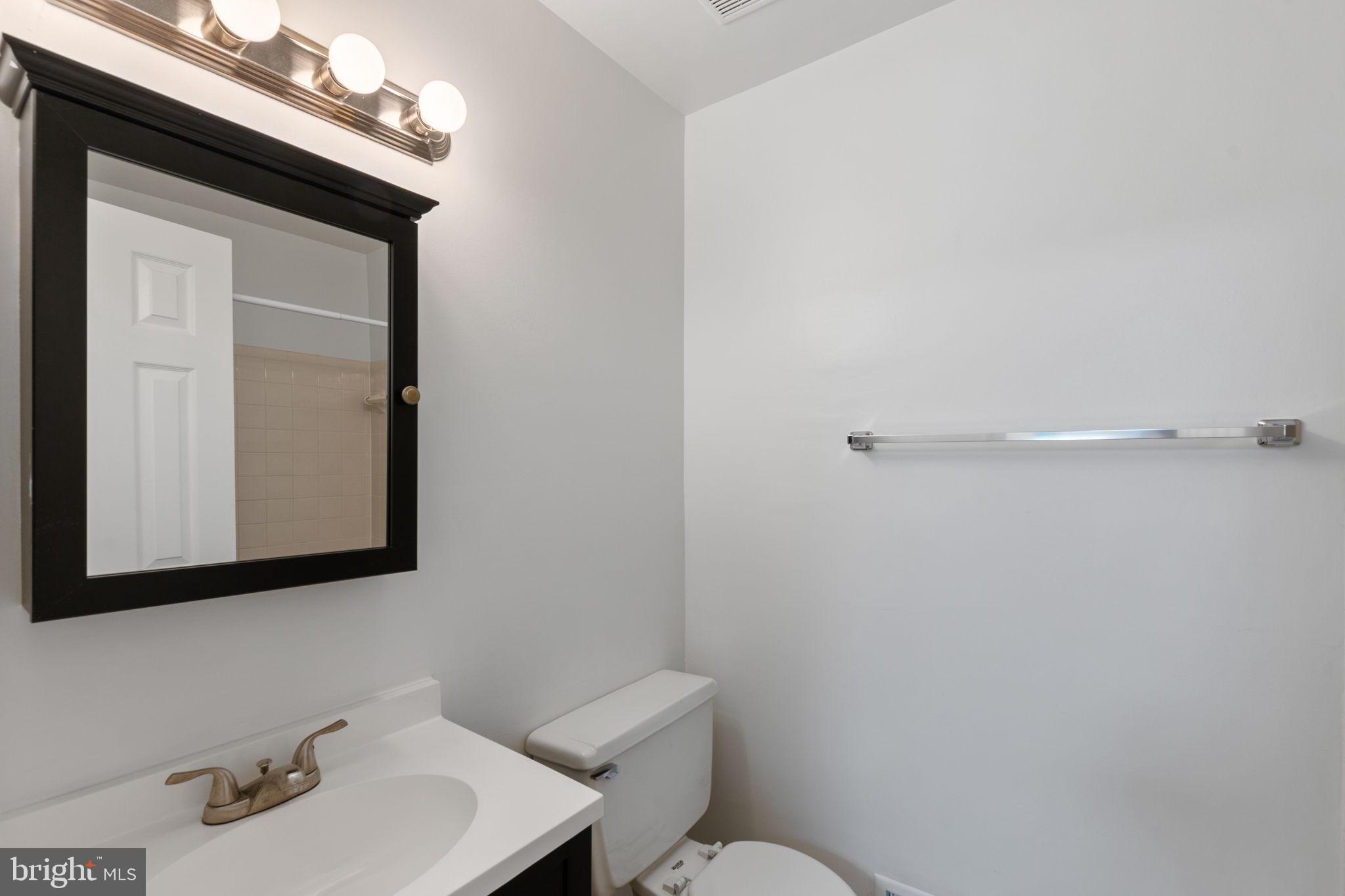 TOWNES OF WAKEFIELD - Residential